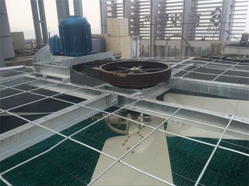 運(yùn)行中冷卻塔噪聲和電機(jī)過(guò)熱怎么處理(空調(diào)冷卻塔噪聲治理)