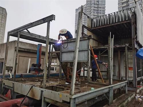 發(fā)生冷卻塔填料堵塞怎么辦(冷卻塔填料為什么會堵塞)(冷卻塔填料堵塞)