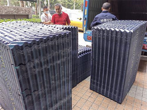 涼水塔與填料式冷卻塔的比較,涼水塔填料更換